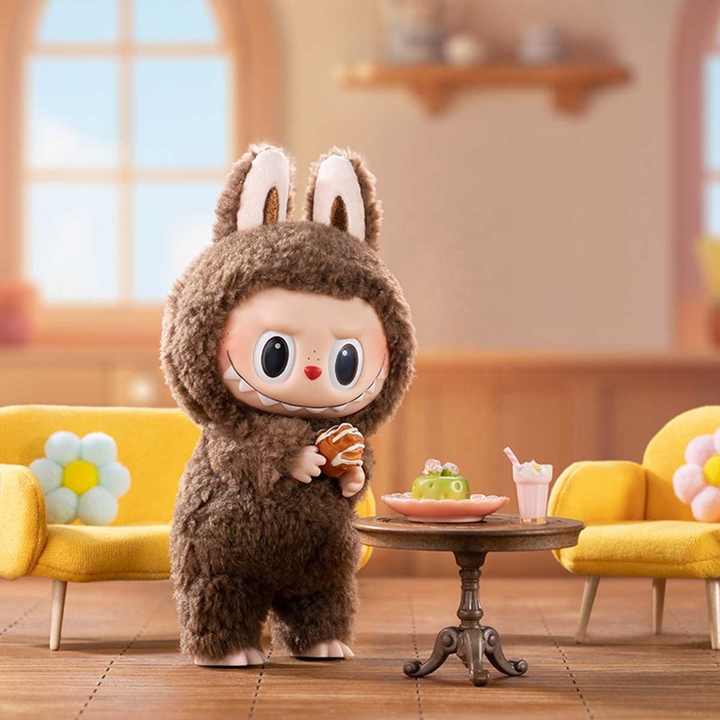 Labubu – Wild Cartoon-Style Keychain